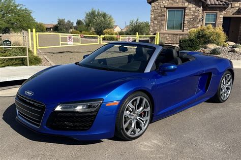 20k-Mile 2015 Audi R8 V10 Spyder 6-Speed for sale on BaT Auctions ...