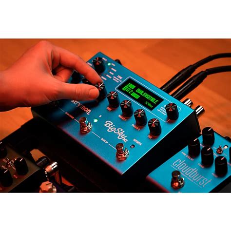 Strymon Bigsky Mx Reverb Workstation Effects Pedal Blue Guitar Center