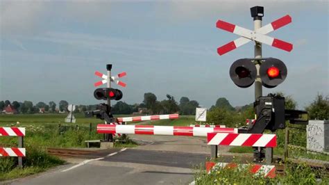 Spoorwegovergang Dutch Railroad Crossing Youtube