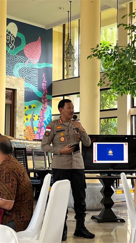 Polda Kepri Sosialisasikan Aplikasi Polri Super App Kepada Agen Travel