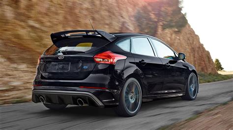 2016 Ford Focus RS Official Pricing And Specs