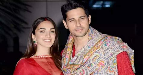 Holi 2023 Sidharth Malhotra Kiara Advani And More Celeb Couples Who