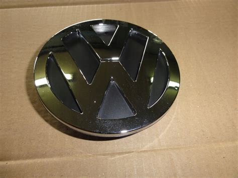 Emblemat znaczek logo VW Crafter tył klapa drzwi 2E1853600 za 135 zł z