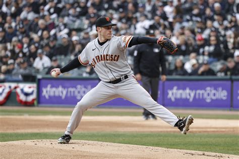 Sf Giants Offense Erupts For Seven Homers In 12 3 Win Over White Sox