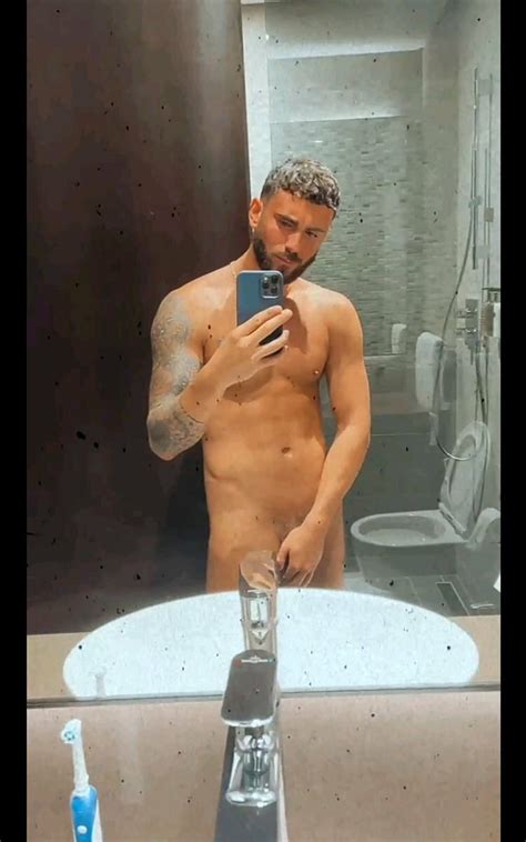 BBB Que Ficou Pelado Em Hotel Virou Metralhadora De Nudes