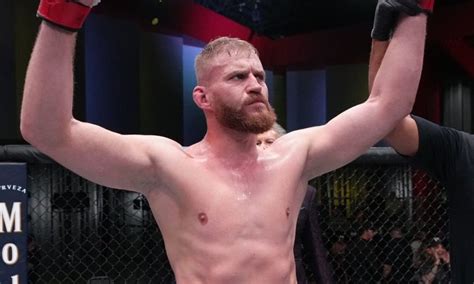 Blachowicz Diz Que Vai Torcer Por Glover Teixeira Em Luta No UFC 275