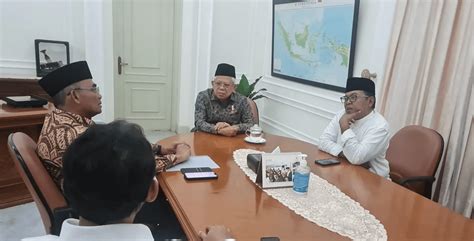 Menko Pmk Temui Wapres Lapor Penanganan Kesejahteraan Papua Dan