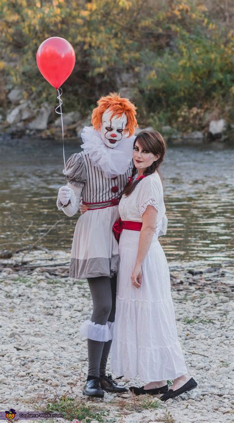 Pennywise And Annabelle Costume Last Minute Costume Ideas