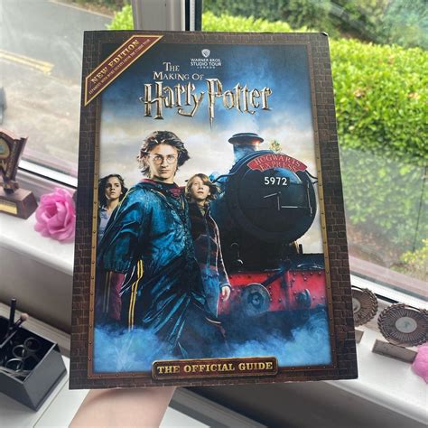 THE MAKING OF HARRY POTTER GUIDE🖤 -P&P: £2 -In... - Depop
