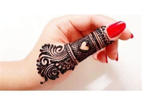 25 Simple And Easy Thumb Mehndi Designs | Fabbon