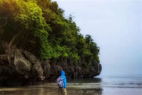 Yuk Intip Destinasi Wisata Pantai Taipa Dan Pantai Toronipa Di Kendari