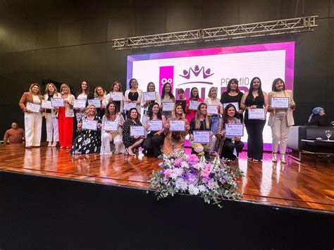 La Lomense Andrea Mach Una De Las Finalistas Del Premio A La Mujer