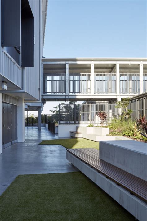 North Lakes State College Hutchies
