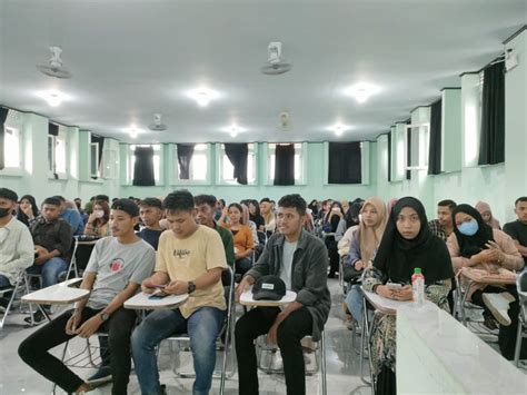 Seminar Keuangan Simuda Bersama Pt Bsi Tbk Cabang Ambon Itb Stikom Ambon