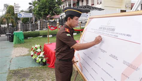 Apel Pencanangan Pembangunan Zona Integritas Menuju Wilayah Bebas Dari