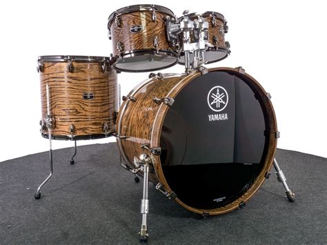 Yamaha Live Custom Oak Drum Kit Uzu Natural Graham Russell Drums