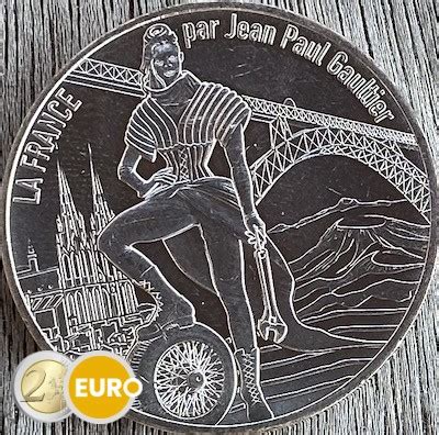 Euros France Jean Paul Gaultier Auvergne Volcanique