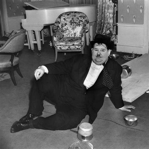 Pin On Oliver Hardy