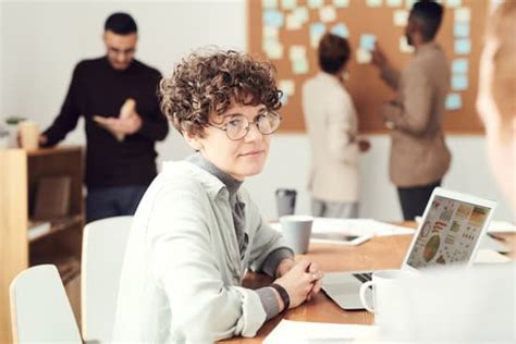 Internship Vs Externship What Is The Difference College Cliffs