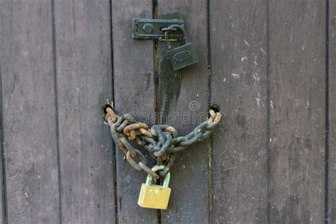 Old Wooden Door With Chain Key Stock Image Image Of Entrance Mystery