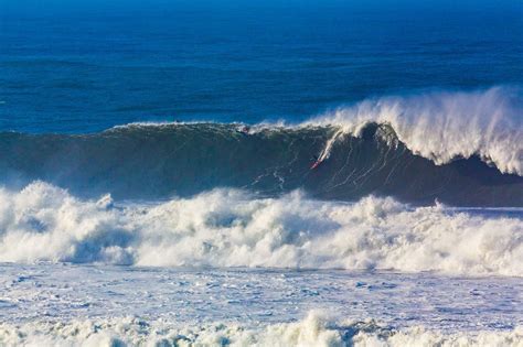 10 Best Surf Spots in the US - What are the Most Popular Surf Spots in the US? – Go Guides