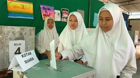 Materi Pelajaran Pkn Sma Kelas Nilai Dan Budaya Demokrasi Serta