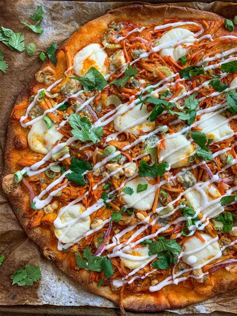 Buffalo Chicken Pizza - The Slimmer Kitchen