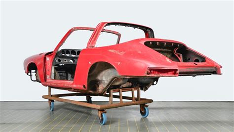 Factory Restoration In Perfect Form Porsche S Targa Porsche Newsroom