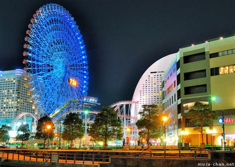 Yokohama Cosmo Clock 21 Blue Color Night View