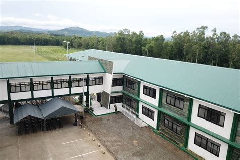 Pia Dpwh Turns Over 7id Multipurpose Building