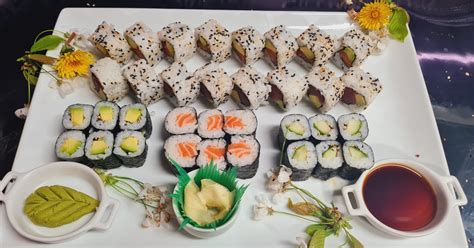 Akami Sushi delivery from Hoxton - Order with Deliveroo