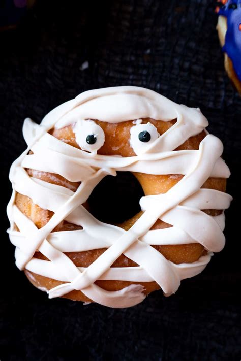 Fun Halloween Donuts Easy And Delicious Ready In 10 Minutes