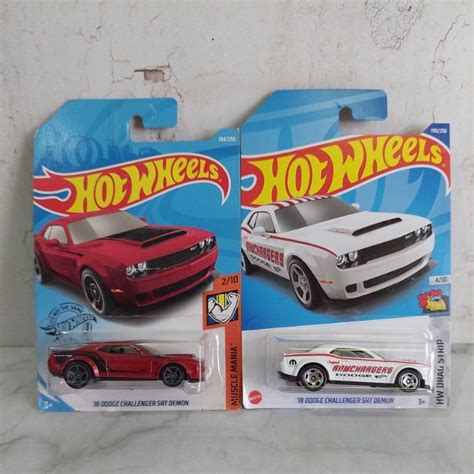 Hot Wheels Dodge Challenger Srt Demon White Hw Drag Strip Perfect