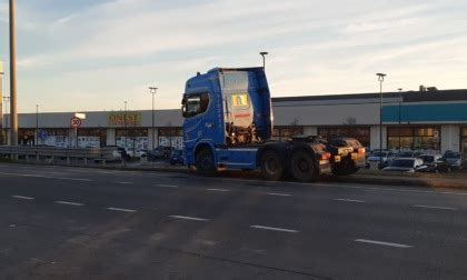 Trezzo Sull Adda Trezzo Incidente Lungo La Sp 2 Coinvolto Un Mezzo