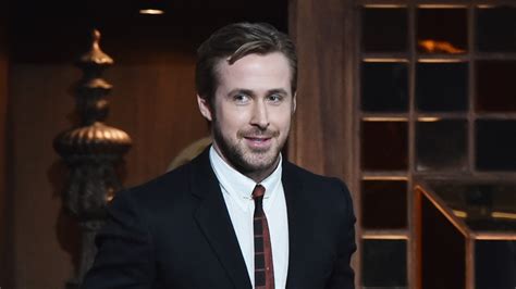 Ryan Gosling Made a Fatal Tailoring Mistake—and He Knows It | GQ