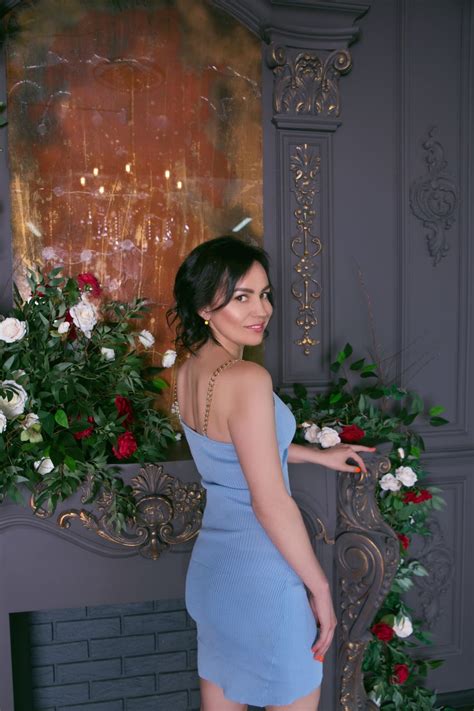 ID 103728 Irina From Zaporozhye Ukraine 42 Years Old Brunette Brown Eyes