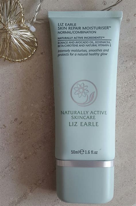 Liz Earle Skin Repair Moisturiser | Hannah Jarvis