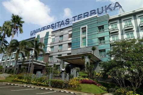 10 Rekomendasi Universitas Terbaik Di Batam Info Area