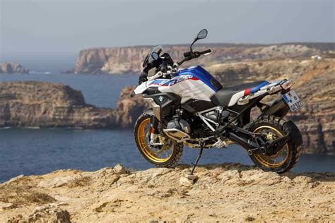 BMW Motorrad Upgrades 2019 GS And RT To 1250cc With ShiftCam