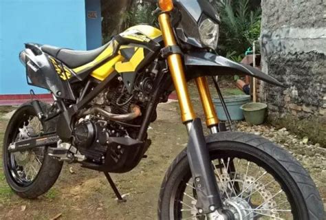 Kawasaki D Tracker 2018 Hitam Kuning Murah Jual Motor Bekas Kawasaki