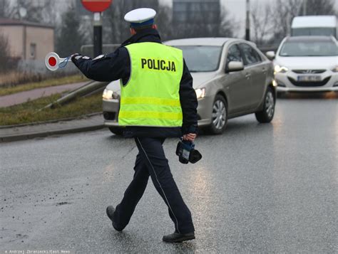 Czy Mo Na Nagrywa Policjanta Jedno Zdanie Mo E Wp Dzi Ci W K Opoty