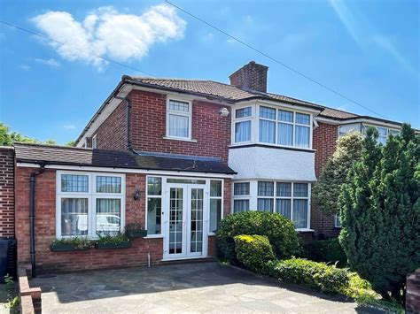 4 Bed Semi Detached House For Sale In Ashness Gardens Greenford Ub6