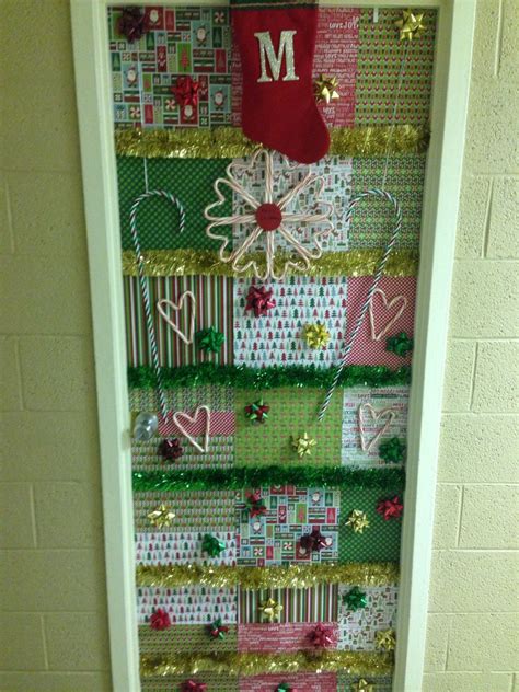 College Dorm Room Door Dorm Room Doors Christmas Time Is Here Room