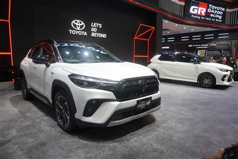 Toyota Corolla Cross Hybrid Ev Gr Sport Melantai Di Iims Sudah