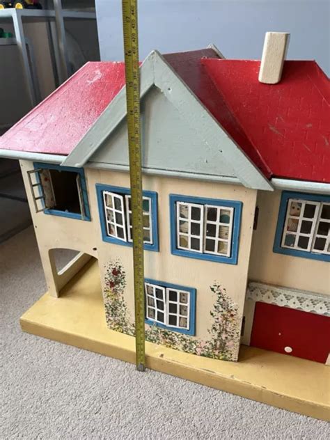 Vintage Triang Wooden Painted Dolls House Red Roof And Garage