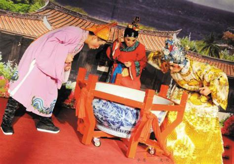 厦门中秋节博饼风俗 厦门生活、逛路岛逛鹭岛