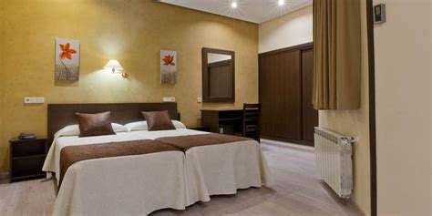 Hotel Mediodía in Atocha, Madrid | Rooms beside Reina Sofía Museum