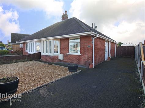 2 Bed Bungalow For Sale In Browning Avenue Thornton Cleveleys Fy5 £