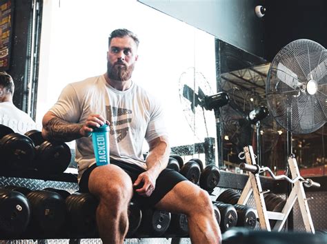 The Full Scoop on What Chris Bumstead Supplements with Pre-Workout ...