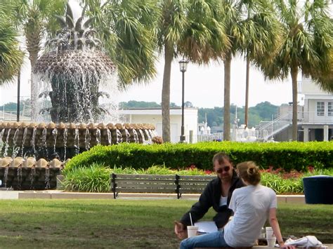 In Charleston, local ownership means fewer layoffs - Poynter